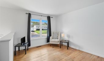 2348 Roland Dr, Arnold, MO 63010