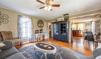 483 Store Hill Rd, Austinville, VA 24312