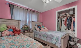 8 Gale Ct, North Providence, RI 02904