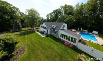 13 Pleasant Rise Cir, Brookfield, CT 06804