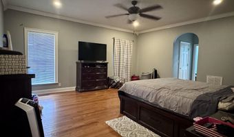 809 TWELVE OAKS Dr, Adamsville, TN 38310