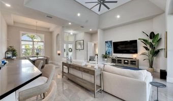 706 MANNS HARBOR Dr, Apollo Beach, FL 33572