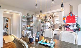 571 Spring St, Newport, RI 02840