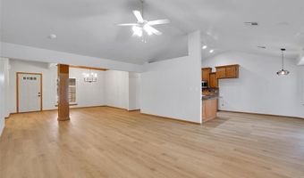 3405 Wendy Ln, Altus, OK 73521