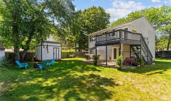 4 Clarke St, Warwick, RI 02886