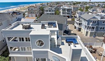10 11TH St, Beach Haven, NJ 08008