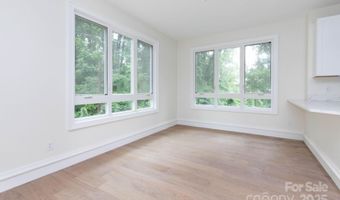 32 Waynesville Ave, Asheville, NC 28806