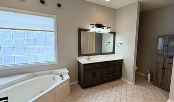 17868 Clearview St, Athens, AL 35611