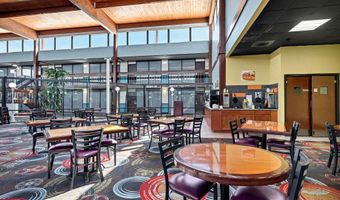 3232 N Summit St, Arkansas City, KS 67005