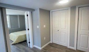 1 Hickory St, Bristol, CT 06010