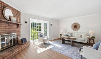 1270 CADDIE Dr, Arnold, MD 21012