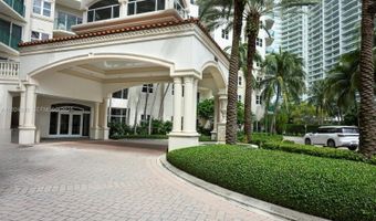 20000 E Country Club Dr 302, Aventura, FL 33180
