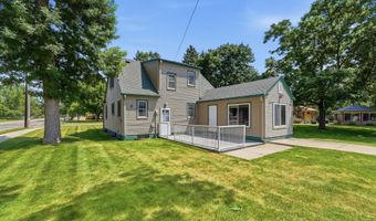 1002 Cedar St, Alexandria, MN 56308