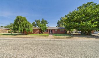 1202 2nd St, Abernathy, TX 79311