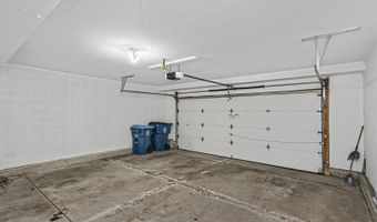 2129 W Concord Ln, Addison, IL 60101