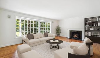 7001 LONGWOOD Dr, Bethesda, MD 20817