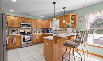 453 Andrew Ave, Bayville, NJ 08721