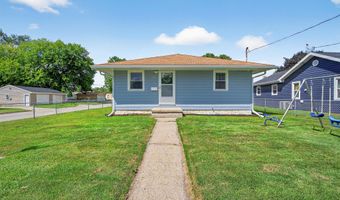2100 Searle St, Des Moines, IA 50317