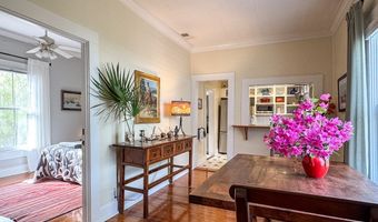 110 17th St, Apalachicola, FL 32320