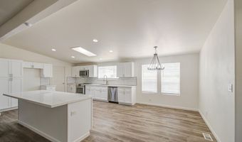 1426 S HALE Dr, Apache Junction, AZ 85120