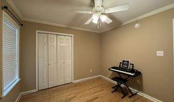 107 Acorn Ln, Batesville, MS 38606