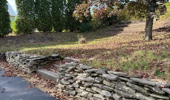 91 Sunny Acres Rd, Brattleboro, VT 05301