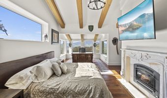 3721 SISKIYOU Hwy, Ashland, OR 97520