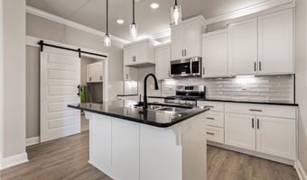2903 SW Hampshire Ave, Bentonville, AR 72713