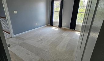 14 MERIDIAN Blvd, Bear, DE 19701
