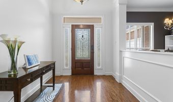 2459 Castille Pl, Biloxi, MS 39531