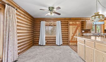 11597 Corp Ranch Rd, Ashland, OR 97520