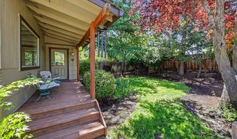 1423 E Main St, Ashland, OR 97520