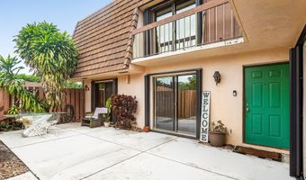 9 Atrium Cir A, Atlantis, FL 33462