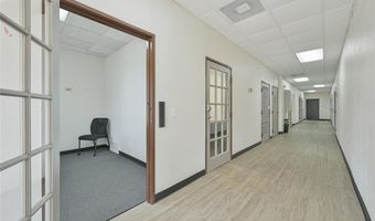 7012 NW 63rd St, Bethany, OK 73008