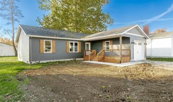 521 W Maple St, Austin, IN 47102