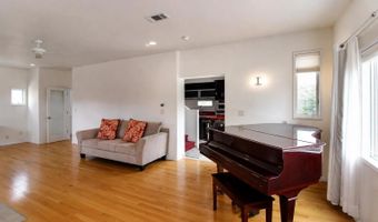 14388 Highland Vly, Escondido, CA 92025