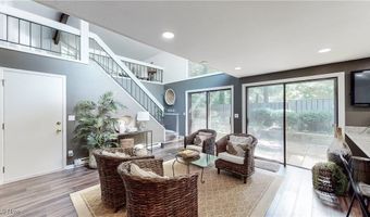 686-20 Fairington Ln, Aurora, OH 44202