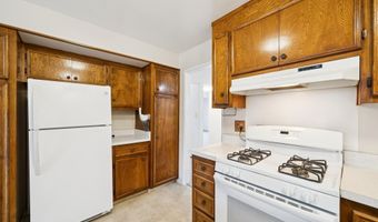 1701 Central Ave R, Alameda, CA 94501