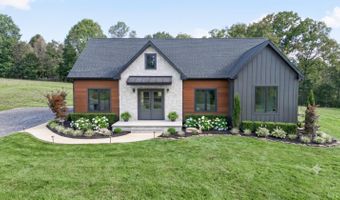 9041 Stonewall Rd, Appomattox, VA 24522