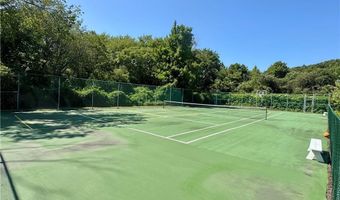40 Web Ave 202, North Kingstown, RI 02852