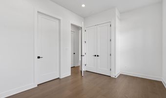 861 N MANCHESTER St, Arlington, VA 22205