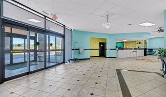 3232 N Summit St, Arkansas City, KS 67005