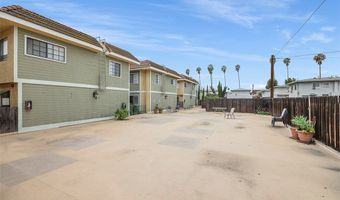 25 Palmetto Dr E, Alhambra, CA 91801