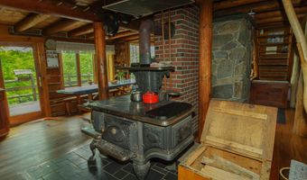 58 River Rd, Abbot, ME 04406