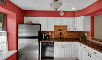 75 Bradford Ct, Aberdeen, NJ 07747