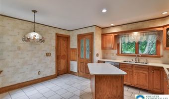 2835 Parkway Blvd, Allentown, PA 18104