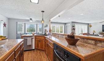 17274 Kansas Ave, Basehor, KS 66012