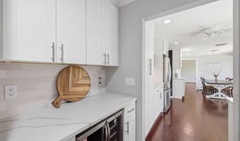 17 Wolfpits Rd, Bethel, CT 06801
