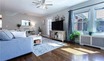 29 OLNEY Ave, North Providence, RI 02911