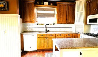 1215 Central Ave, Auburn, NE 68305